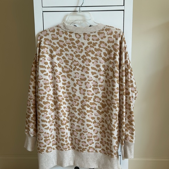 Aerie Leopard Print Oversized Crewneck Sweater - Picture 3 of 3